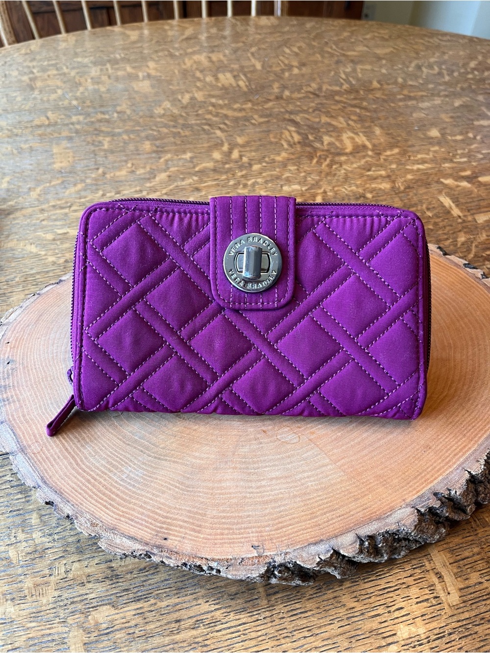 Vera Bradley Quilted Microfiber Turnlock Wallet in Magenta Purple EC - Picture 2 of 7